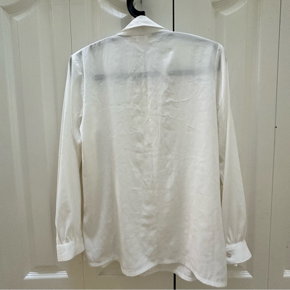 Vintage Embroidered White Shirt - Picture 3 of 10